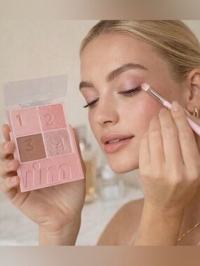 Set of 2 - I’m Meme Multi Cube Eyeshadow & Blush in Sweet Pink - Korean Beauty